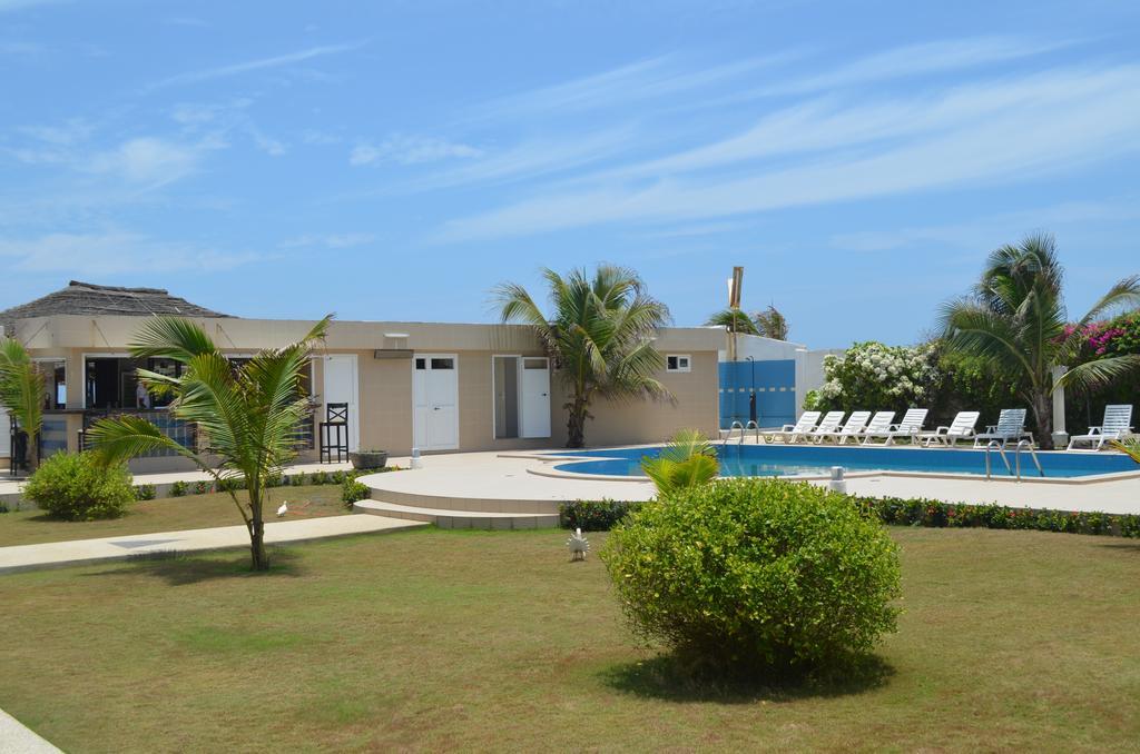 Hotel Residence Madiba Lome Exterior photo