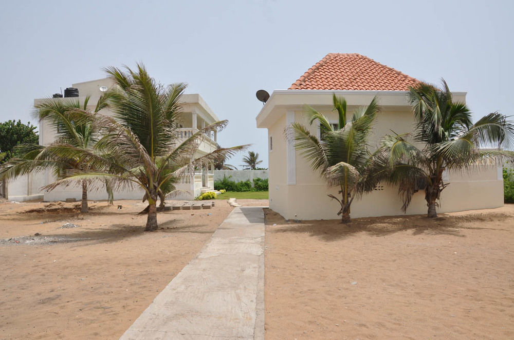 Hotel Residence Madiba Lome Exterior photo