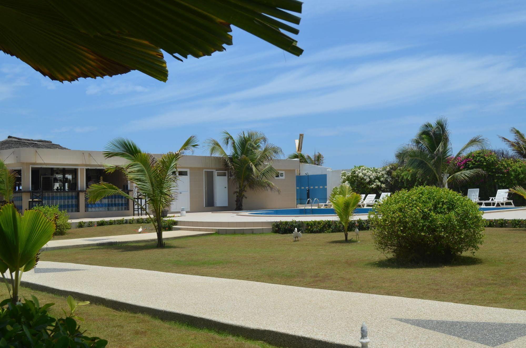 Hotel Residence Madiba Lome Exterior photo